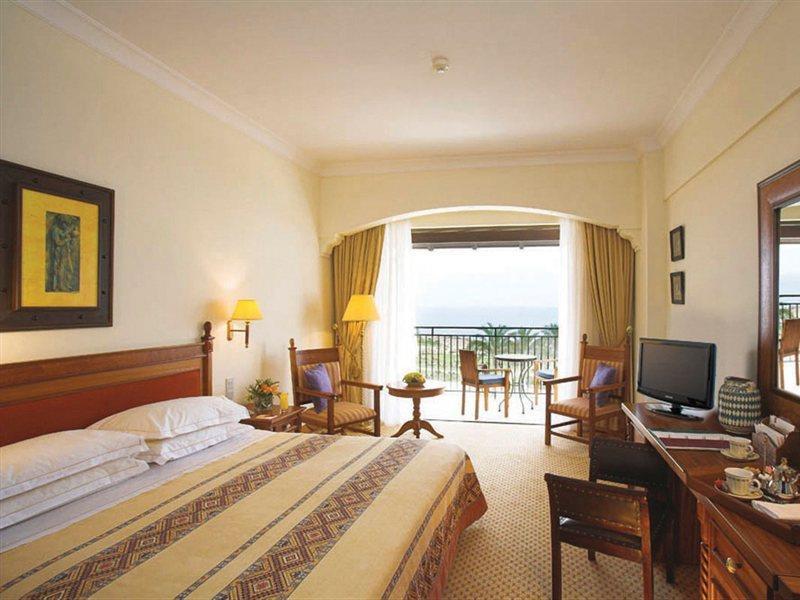 Paramount Hotel Apartments Protaras Exterior foto